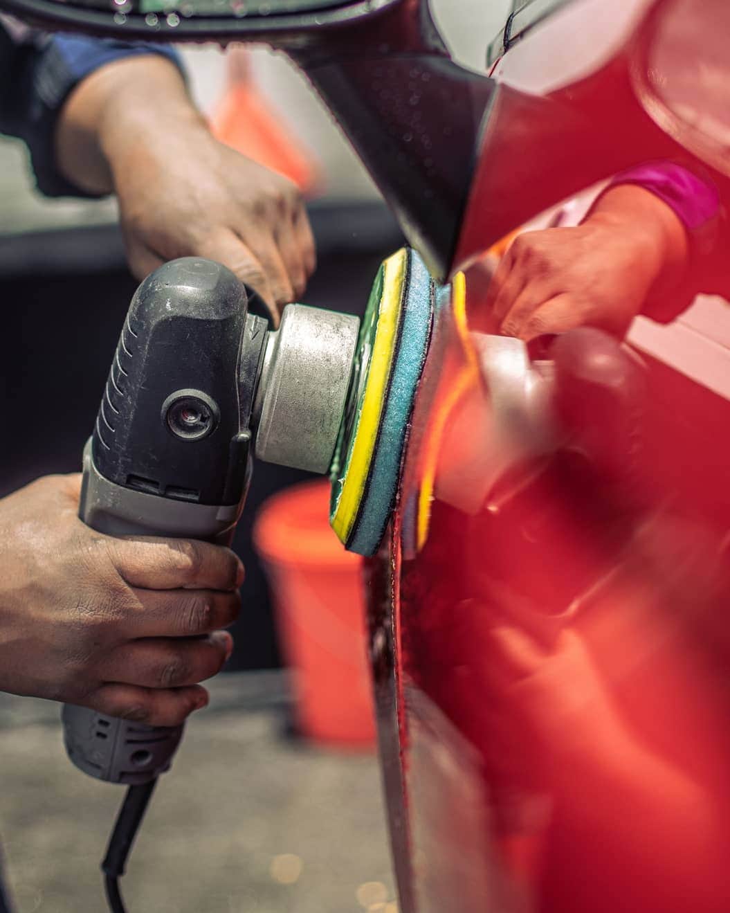 Descontaminación de pintura de tu auto en Madarco